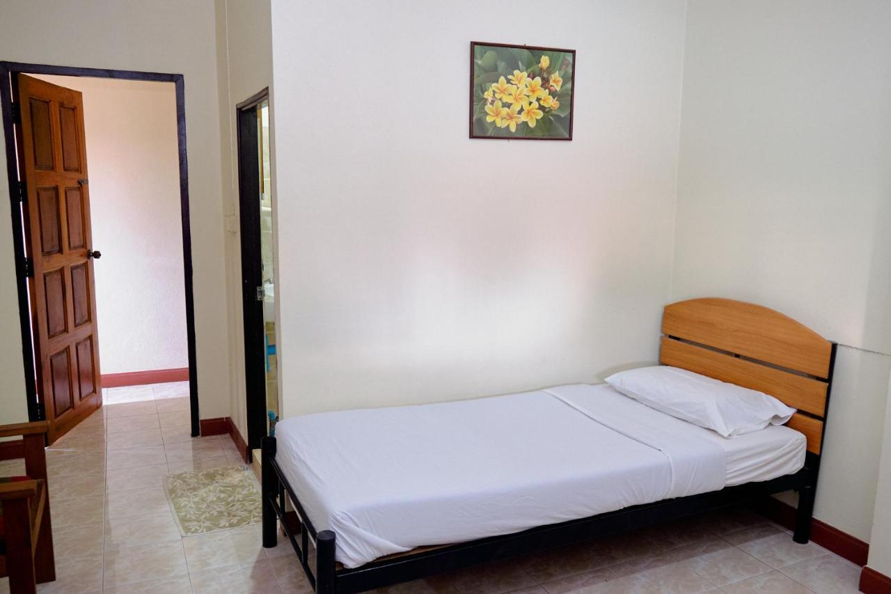 Toon Guesthouse Sukhothai Eksteriør bilde