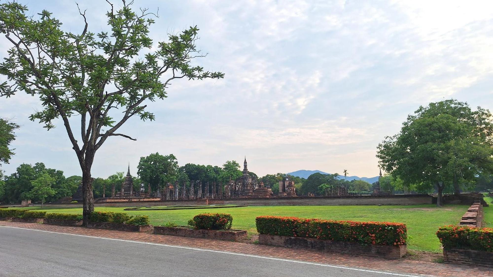 Toon Guesthouse Sukhothai Eksteriør bilde